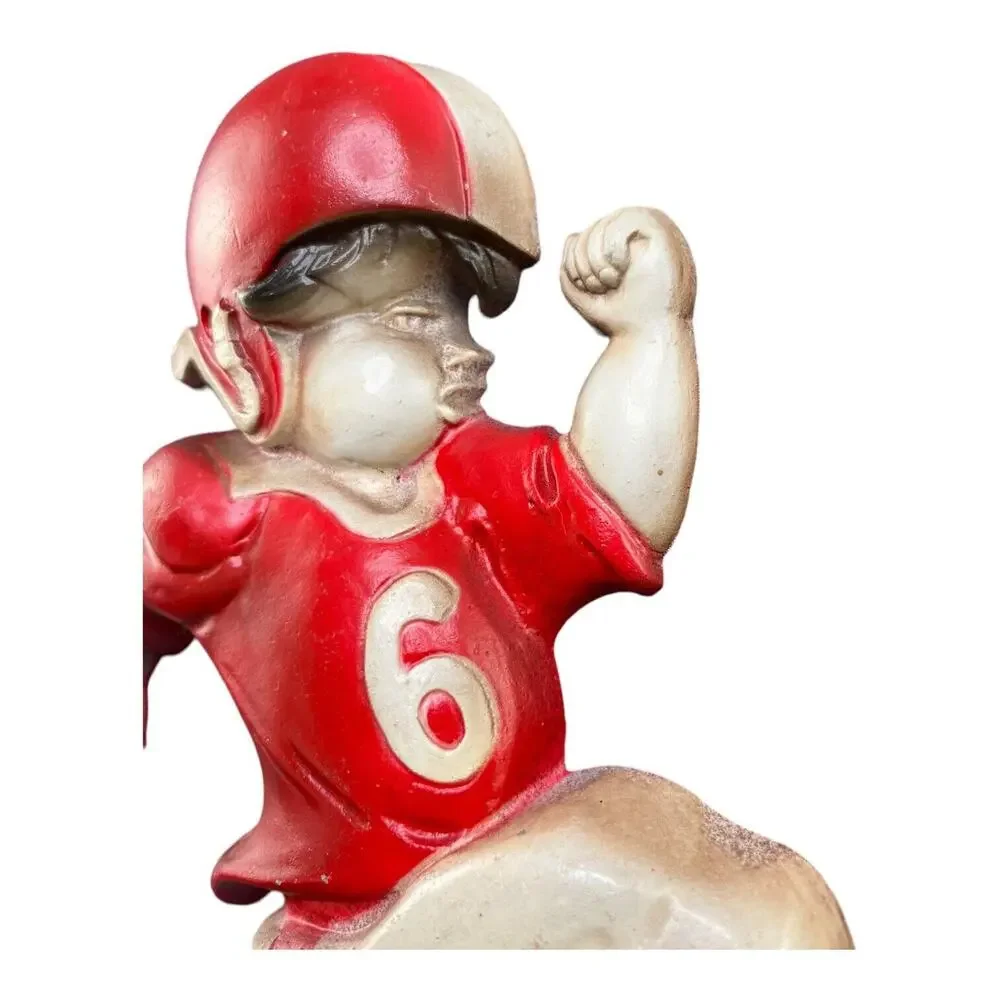 Vintage 1970 Sexton Metal Wall Plaque Football Player Running Red White Uniform‎